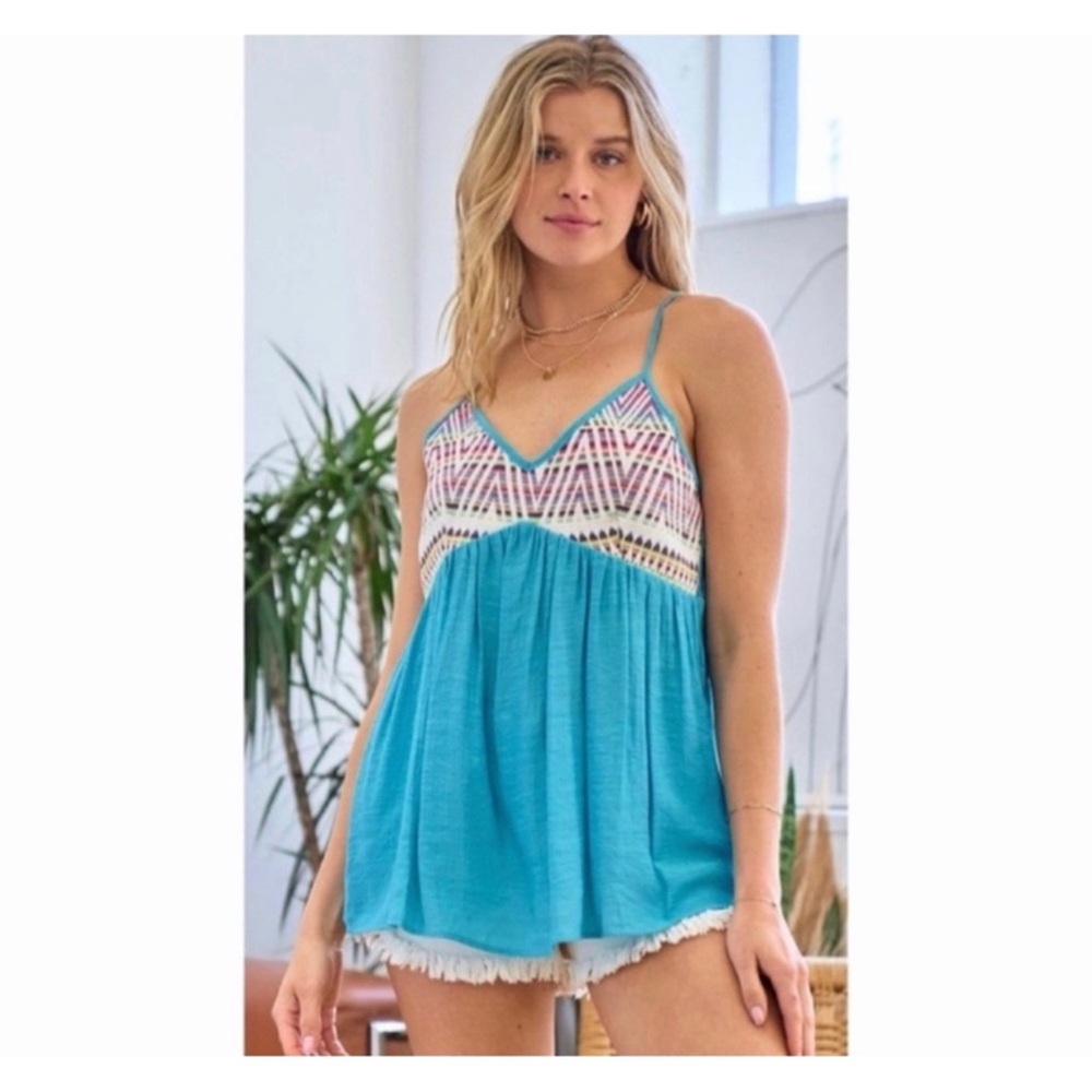 💙New V Neck Aqua Jacquard Bodice Soft Adjustable Strap Side Shirred Top💙